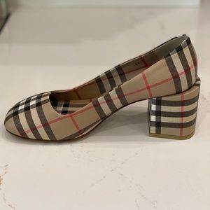 Burberry block heel pump